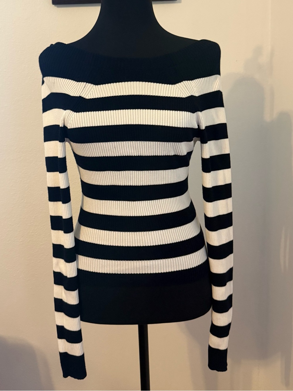 ZARA Navy & Cream Striped Off-Shoulder Knit Top – Size S